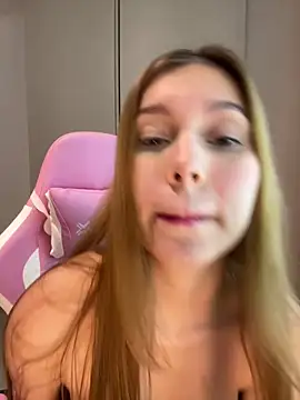 Nikii   online show from 17, 2, 2026