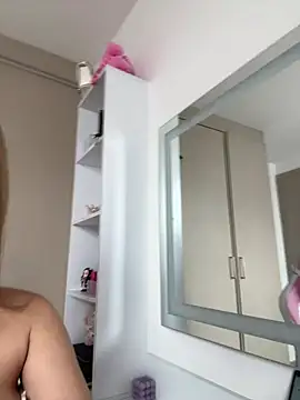 Nikii   online show from 26, 3, 2026