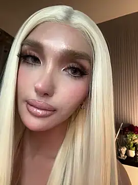 EmeraldGreyson online show from 16, 4, 2026