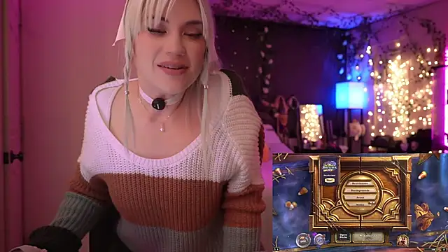 Snapshot of littlelune chatting on 12, 10, 2025 littlelune online show from 12, 10, 2025