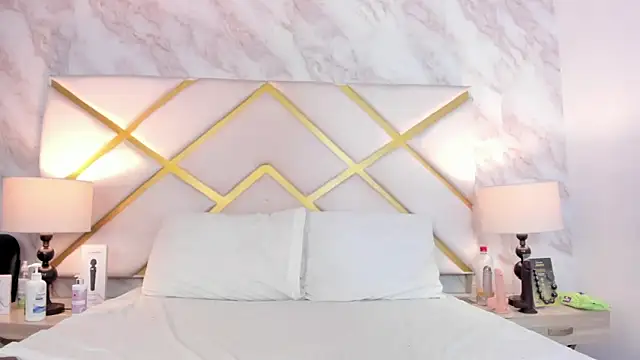 LorenBeiker- online show from 13, 1, 2026