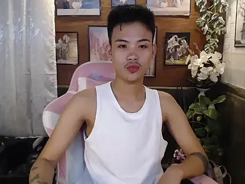Snapshot of Urasiancumboix chatting on 26, 9, 2025 Urasiancumboix online show from 26, 9, 2025
