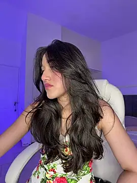 Snapshot of julieta_jhonss chatting on 9, 5, 2026 julieta jhonss online show from 9, 5, 2026