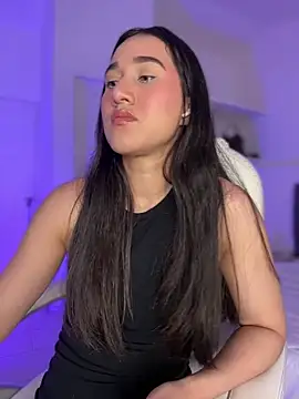 julieta jhonss online show from 2, 3, 2026