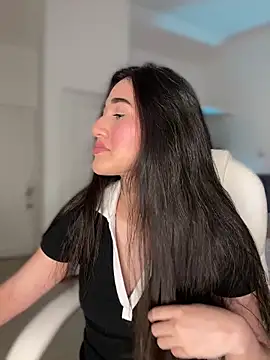 julieta jhonss online show from 28, 2, 2026