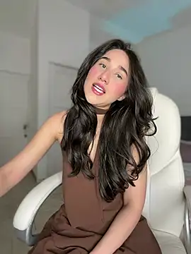 julieta jhonss online show from 30, 6, 2026