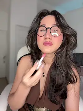 julieta jhonss online show from 23, 3, 2026