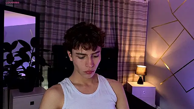 Christopher 77 online show from 10, 10, 2025