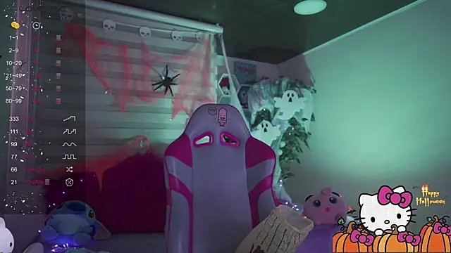 chloe moons  online show from 31, 10, 2025