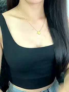 Snapshot of JennyQueen18 chatting on 22, 10, 2025 JennyQueen18 online show from 22, 10, 2025