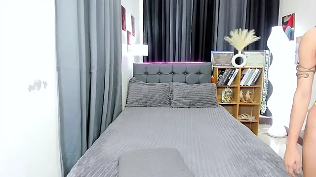 hotjessieempress online show from 24, 3, 2026