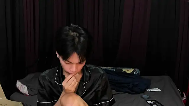 hotfreshdior online show from 12, 2, 2026