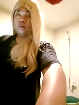 Snapshot of itsmeyourgirlfucker chatting on 10, 10, 2025 itsmeyourgirlfucker online show from 10, 10, 2025