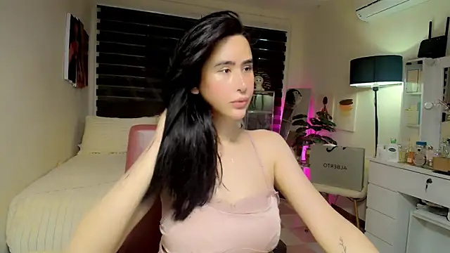 XhotcockcumXts online show from 3, 4, 2026