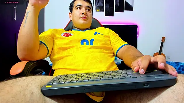Snapshot of thiago__cp01 chatting on 21, 7, 2026 thiago cp01 online show from 21, 7, 2026