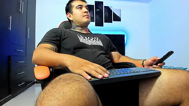 thiago  cp01 online show from 14, 1, 2026