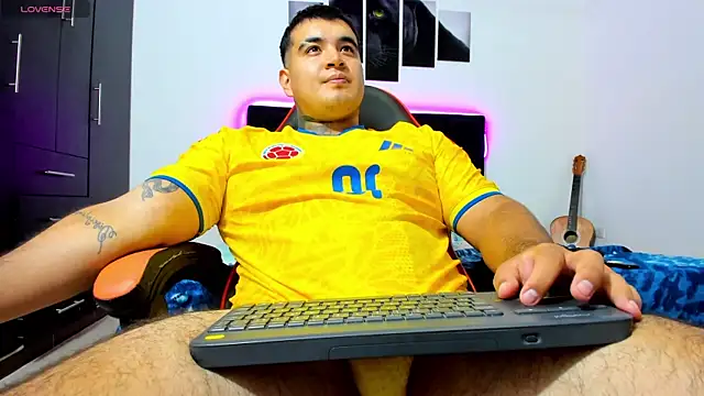Snapshot of thiago__cp01 chatting on 29, 7, 2026 thiago cp01 online show from 29, 7, 2026