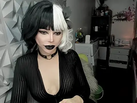 Snapshot of janecomander chatting on 4, 7, 2026 janecomander online show from 4, 7, 2026