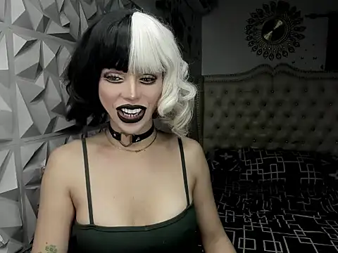 janecomander online show from 20, 4, 2026