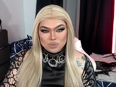 Snapshot of michellevixen922 chatting on 30, 10, 2025 michellevixen922 online show from 30, 10, 2025