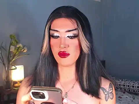 AleinaCroft online show from 3, 12, 2025