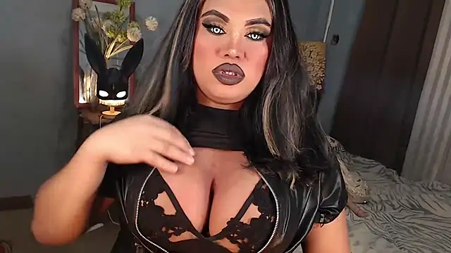Snapshot of KitSmithCumerr chatting on 2, 10, 2025 KitSmithCumerr online show from 2, 10, 2025