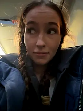 Snapshot of SnappyHappy chatting on 1, 10, 2025 SnappyHappy online show from 1, 10, 2025