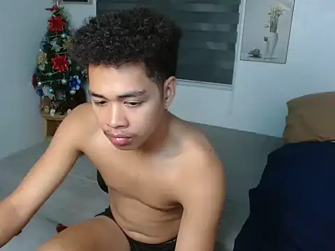 curlyasian njxx online show from 17, 12, 2025