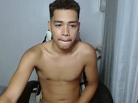 curlyasian njxx online show from 18, 6, 2026