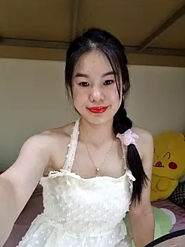 Snapshot of Baby-ladytits2025 chatting on 8, 10, 2025 Baby-ladytits2025 online show from 8, 10, 2025