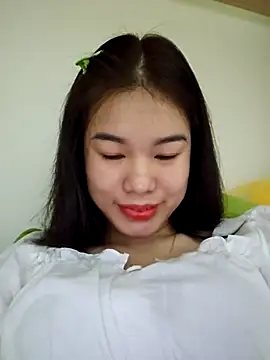 Snapshot of Baby-ladytits2025 chatting on 28, 10, 2025 Baby-ladytits2025 online show from 28, 10, 2025