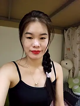 Snapshot of Baby-ladytits2025 chatting on 18, 11, 2025 Baby-ladytits2025 online show from 18, 11, 2025