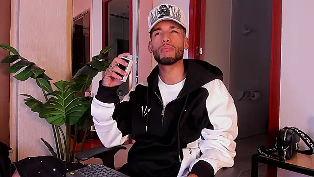 Thiagoferreti online show from 20, 3, 2026