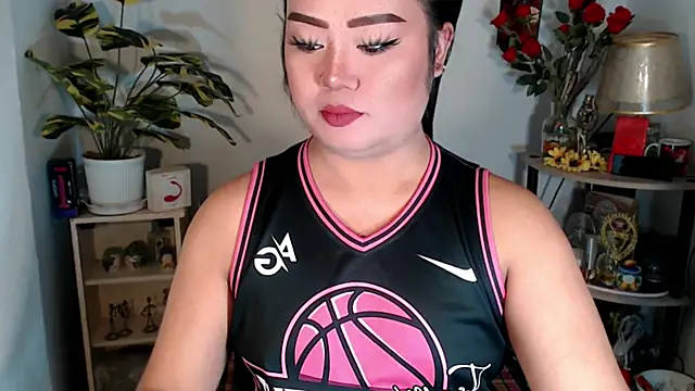 YourSweet-mich online show from 9, 10, 2025