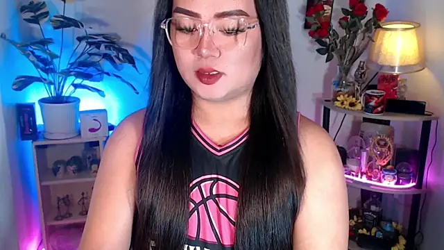 YourSweet-mich online show from 28, 9, 2025