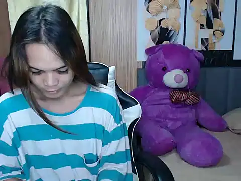 Raffa ella69 online show from 2, 12, 2025