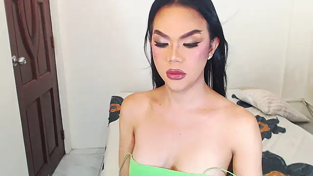 Snapshot of SeductiveCelina chatting on 10, 11, 2025 SeductiveCelina online show from 10, 11, 2025