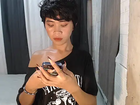 Steffi scott online show from 27, 10, 2025