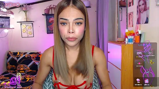 Snapshot of izabella_moore chatting on 2, 10, 2025 izabella moore online show from 2, 10, 2025
