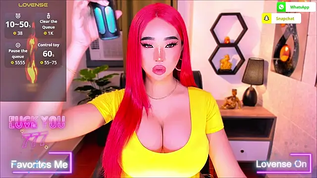 TriciaCumLoader online show from 27, 3, 2026