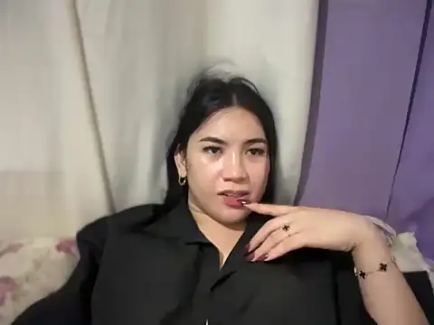 Snapshot of wild_flowerx chatting on 3, 5, 2026 wild flowerx online show from 3, 5, 2026