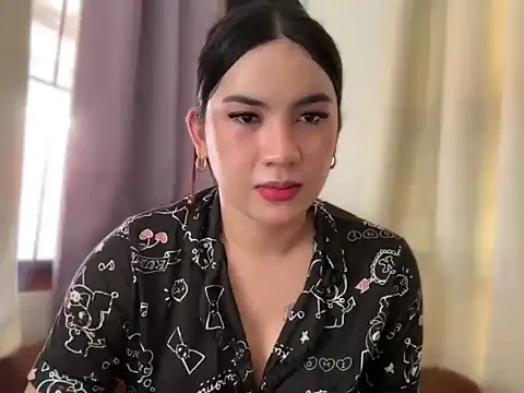 Snapshot of wild_flowerx chatting on 4, 6, 2026 wild flowerx online show from 4, 6, 2026