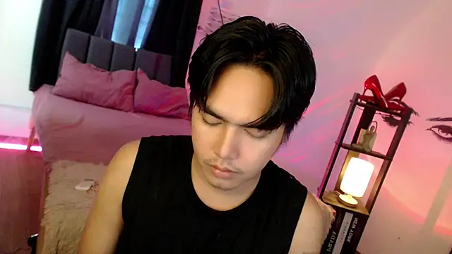 Snapshot of JakeXolsen chatting on 13, 10, 2025 JakeXolsen online show from 13, 10, 2025