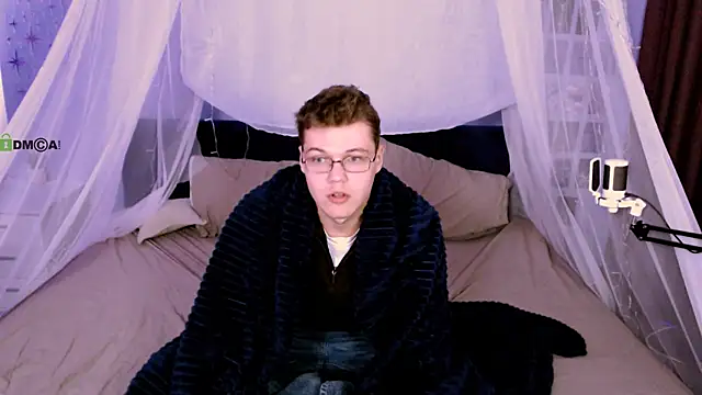 Snapshot of lucas_long_ chatting on 2, 10, 2025 lucas long online show from 2, 10, 2025