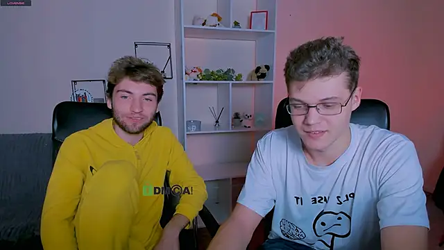 Snapshot of lucas_long_ chatting on 9, 10, 2025 lucas long online show from 9, 10, 2025