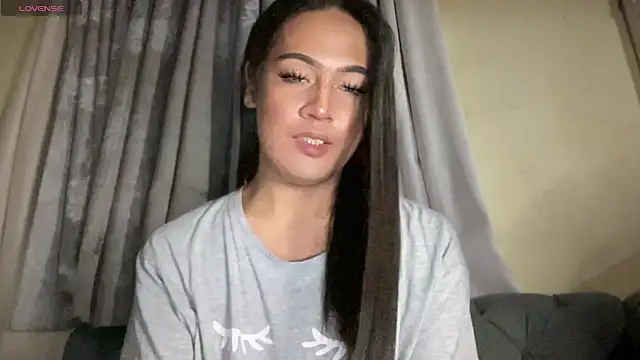 Snapshot of fallon_empress143 chatting on 17, 11, 2025 fallon empress143 online show from 17, 11, 2025