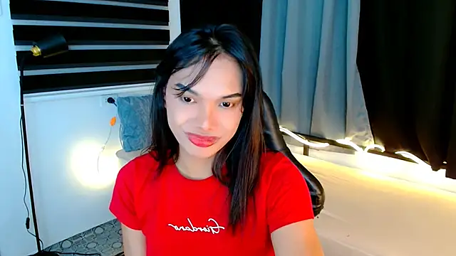 Snapshot of Herbielustts chatting on 22, 6, 2026 Herbielustts online show from 22, 6, 2026