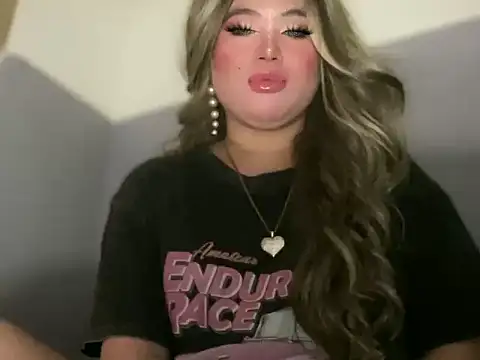 Naughtyrosecum online show from 7, 10, 2025