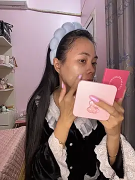 Snapshot of Dau-Tayy chatting on 10, 11, 2025 Dau-Tayy online show from 10, 11, 2025