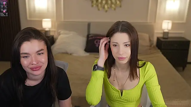 Selena Glow online show from 11, 11, 2025